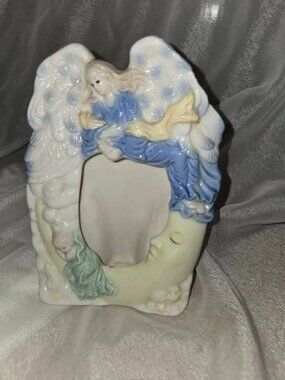 Ceramics Angel Figurine Picture Frame w/ Moon & Sleeping cherub Multicolor 3.5x5